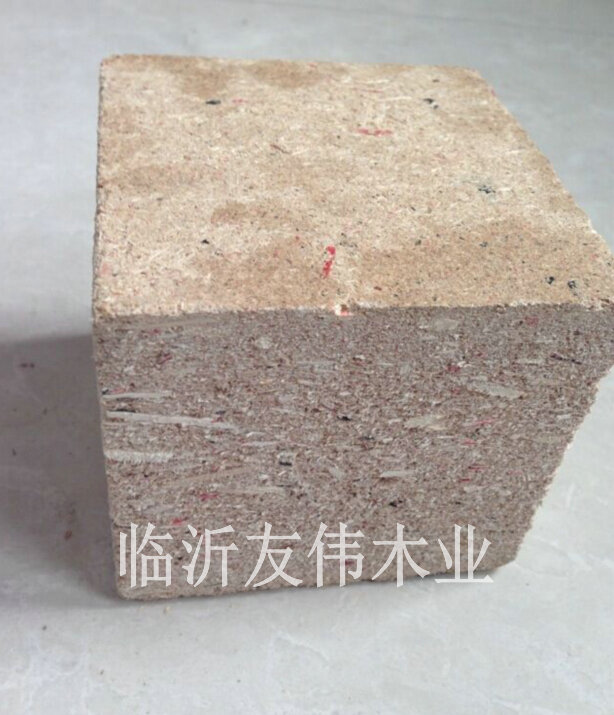 刨花木墩的密度多大，受什么影響？